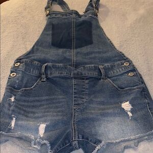 Arizona jean shortalls size medium